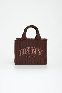 Torebka damska sztruksowa DKNY. Torebki klasyczne DKNY, bez wzorów, ze sztruksu, bez dodatków. Za 439,00 zł.