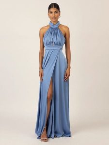 APART Satynowa sukienka w kolorze niebieskim rozmiar: 40. Niebieskie sukienki Apart, bez wzorów, z satyny, bez kołnierzyka, bez ramiączek, midi. Za 368,09 zł.