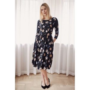 Sukienka Melia Mignon 32 czarny. Sukienki marki Marie Zélie. W wyprzedaży za 347,90 zł.