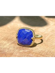 Taboo Pozłacany pierścionek z lapis lazuli rozmiar: 52. Żółte pierścionki Taboo, z lazurytem, pozłacane. Za 100,99 zł.
