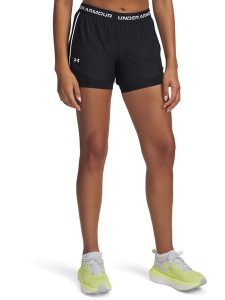 Under Armour Szorty funkcyjne 2w1 w kolorze czarnym rozmiar: M. Czarne spodenki sportowe Under Armour, m, bez wzorów, outdoorowe. Za 101,45 zł.
