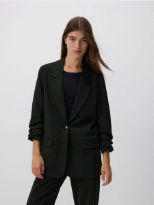 Marynarka z marszczonymi rękawami - morski. Zielone marynarki i żakiety Reserved, l, bez wzorów, z tkaniny. W wyprzedaży za 99,99 zł.