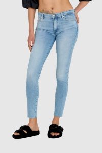 7 FOR ALL MANKIND Jasne jeansy z wysokim stanem HW SKINNY SLIM ILLUSION Playbook. Niebieskie spodnie z wysokim stanem 7 for all mankind, bez wzorów, z bawełny, z podwyższonym stanem. W wyprzedaży za 499,99 zł.