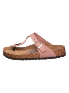 Birkenstock Skórzane japonki "Gizeh" w kolorze jasnoróżowym rozmiar: 39. Różowe klapki Birkenstock, bez wzorów, z otwartym noskiem, bez obcasa. Za 401,25 zł.