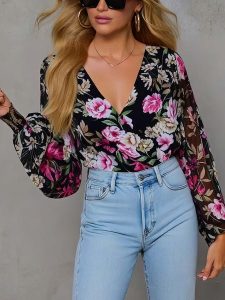 LA Angels Bluzka w kolorze czarnym rozmiar: S. Czarne bluzki LA Angels, s, bez wzorów, bez kołnierzyka, bez ramiączek. Za 156,98 zł.