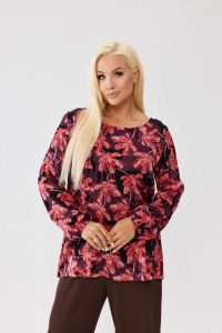 Wiskozowa bluzka Amira Rosallia z wiązaniem na plecach PLUS SIZE XXL OVERSIZE JESIEŃ. Czerwone bluzki Moda Size Plus Iwanek, plus size, bez wzorów, z tkaniny, eleganckie, bez kołnierzyka, plus size, bez ramiączek. Za 199,90 zł.