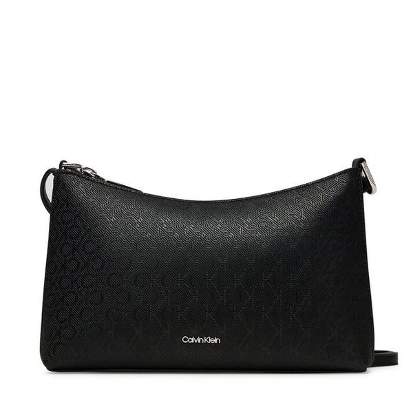 Torebka Calvin Klein. Czarne listonoszki Calvin Klein, bez wzorów, bez dodatków. Za 239,99 zł.