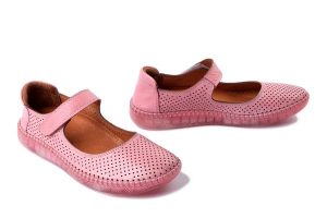 MANITU 840116-42 rosa, półbuty damskie. Czerwone półbuty Manitu, na lato, bez wzorów, ze skóry, bez obcasa, bez zapięcia. Za 255,92 zł.