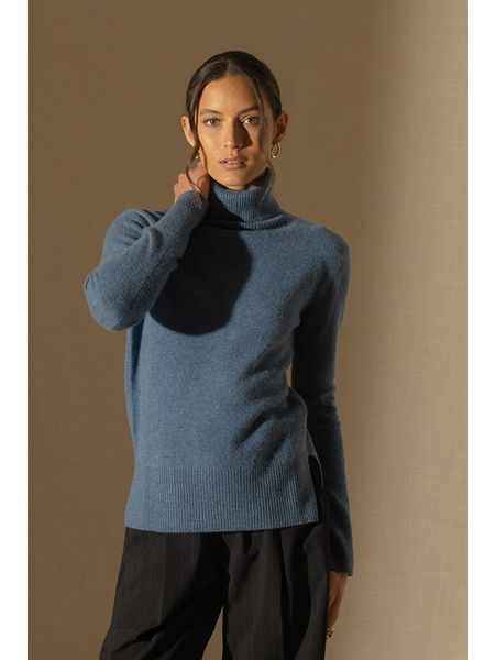 Perfect Cashmere Kaszmirowy golf w kolorze niebieskim rozmiar: S. Niebieskie golfy Perfect Cashmere, bez wzorów, z kaszmiru. Za 250,35 zł.