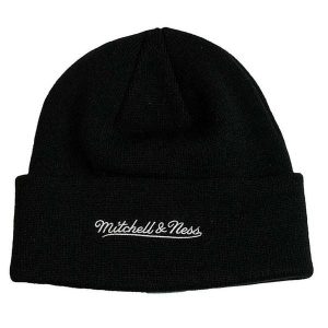 Czapka zimowa unisex miejska Mitchell & Ness czarna. Czarne czapki MITCHELL & NESS, bez wzorów. Za 149,00 zł.
