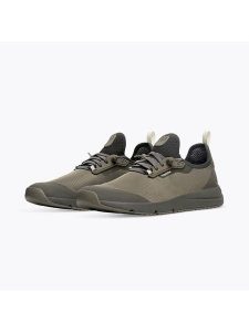 Tropicfeel Sneakersy "All-Terrain" w kolorze khaki rozmiar: 43. Brązowe trampki Tropicfeel, bez wzorów, z materiału, bez zapięcia. Za 297,45 zł.