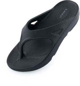 Damskie klapki Loap Kara czarne. Czarne klapki ÀLG, bez wzorów, z materiału, bez obcasa. Za 120,99 zł.