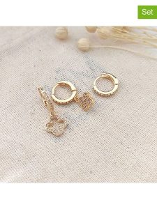 Atelier MIU Pozłacane kolczyki-kreole (3 szt.) z cyrkoniami rozmiar: onesize. Żółte kolczyki Atelier MIU, z cyrkonią, pozłacane. Za 83,22 zł.