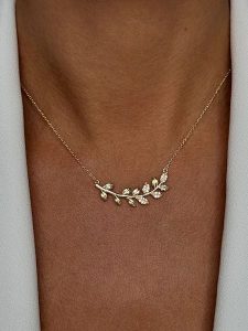 Les Favorites Pozłacany naszyjnik z cyrkoniami - dł. 45 cm rozmiar: onesize. Żółte naszyjniki Les Favorites, z cyrkonią, pozłacane. Za 130,99 zł.