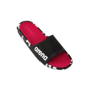 Klapki Arena Marco na basen. Czerwone klapki Arena, bez wzorów, bez obcasa. Za 136,70 zł.