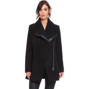Płaszcz "Suzy" w kolorze czarnym. Czarne płaszcze marki Cosy Winter, ze skóry. W wyprzedaży za 227,95 zł.