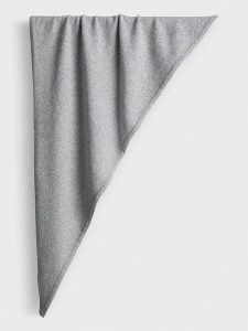 Someday Szal w kolorze szarym rozmiar: onesize. Szare szaliki someday., bez wzorów, z materiału. Za 136,13 zł.