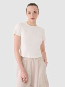 4F T-shirt slim z prążkowanej dzianiny damski - biały S. Białe t-shirty 4f, s, bez wzorów, z bawełny, bez kołnierzyka, bez ramiączek. W wyprzedaży za 49,99 zł.