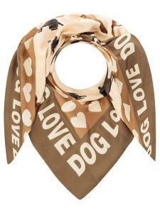Zwillingsherz Chusta trójkątna "Dog Love" w kolorze jasnobrązowo-beżowym - 138 x 68 cm rozmiar: onesize. Brązowe apaszki i chusty Zwillingsherz, bez wzorów, z materiału. Za 100,52 zł.