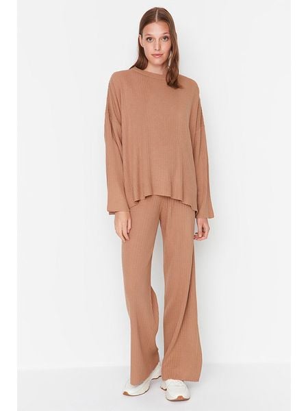 Trendyol 2-częściowy zestaw w kolorze karmelowym rozmiar: L. Brązowe swetry oversize Trendyol, l, bez wzorów, bez ramiączek. Za 65,99 zł.
