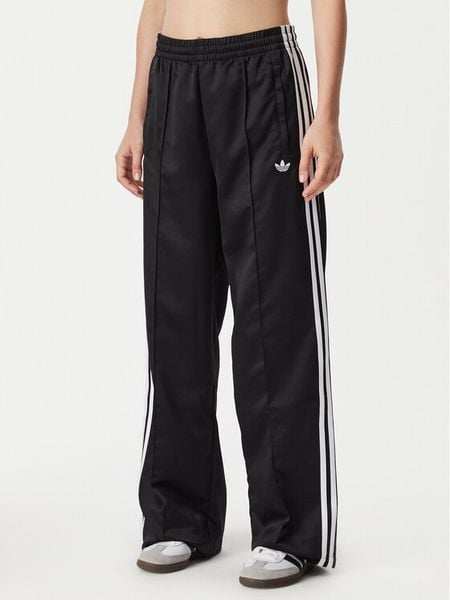 Adidas Spodnie dresowe Satin Sst KS9372 Czarny Loose Fit. Czarne spodnie dresowe ADIDAS, xs, bez wzorów, z dresówki. Za 349,99 zł.