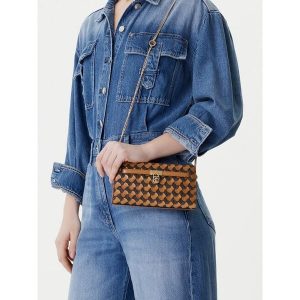 Torebka MICHAEL Michael Kors. Brązowe torebki klasyczne MICHAEL Michael Kors, bez wzorów, bez dodatków. Za 676,99 zł.