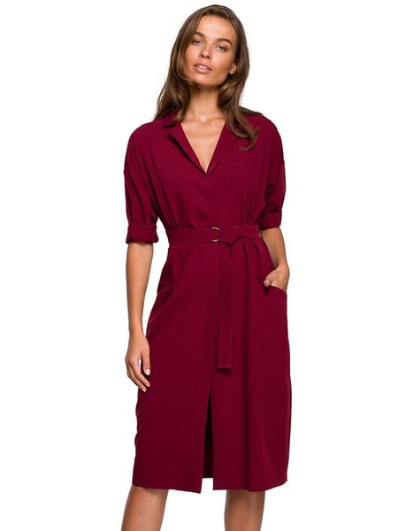 Stylove Sukienka w kolorze czerwonym rozmiar: M. Czerwone sukienki Stylove, na co dzień, m, bez wzorów, z tkaniny, bez kołnierzyka, bez ramiączek, midi, proste. Za 127,05 zł.