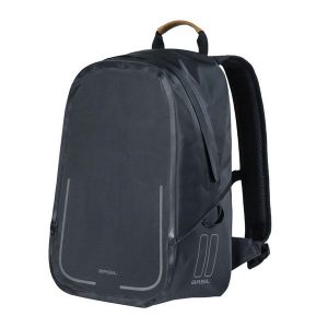Plecak Rowerowy Urban Dry Backpack 18 Litrów 27 X 16 X 45 Cm - Czarny Mat. Czarne plecaki BASIL. Za 390,95 zł.