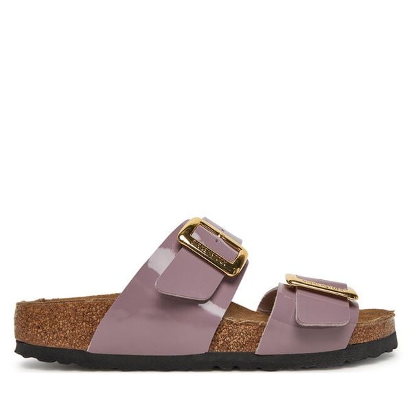Klapki Birkenstock. Brązowe klapki Birkenstock, bez wzorów, bez obcasa. Za 349,99 zł.