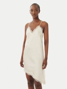 ONLY Sukienka codzienna Bella 15383473 Kremowy Regular Fit. Białe sukienki ONLY, na co dzień, l, bez wzorów, z syntetyku, bez kołnierzyka, bez ramiączek, proste. Za 169,99 zł.