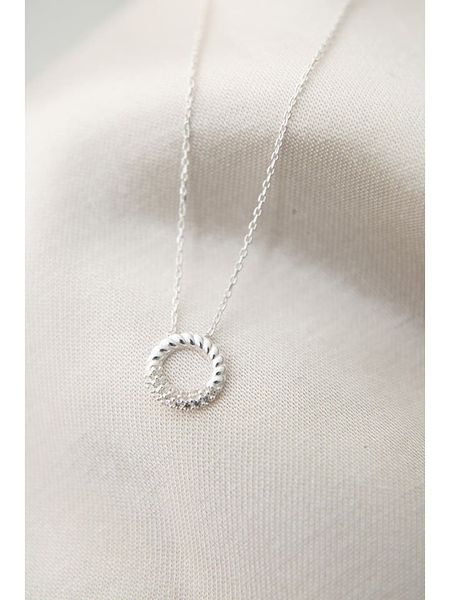 Lodie Silver Srebrny naszyjnik z elementem ozdobnym - dł. 43 cm rozmiar: onesize. Szare naszyjniki Lodie Silver, z cyrkonią, srebrne. Za 78,47 zł.