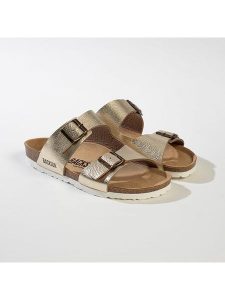 BACKSUN Klapki w kolorze złotym rozmiar: 37. Żółte klapki Backsun, bez wzorów, z materiału, z otwartym noskiem, bez obcasa. Za 130,99 zł.