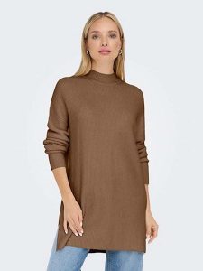 ONLY Sweter w kolorze jasnobrązowym rozmiar: M. Brązowe swetry oversize ONLY, m, bez wzorów, ze splotem, bez ramiączek. Za 79,03 zł.