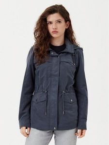 ONLY Parka New Starline 15218612 Niebieski Regular Fit. Niebieskie kurtki ONLY, xs, bez wzorów, z syntetyku, bez kaptura. Za 109,99 zł.