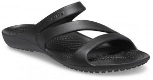 Klapki Dla Dorosłych Crocs Kadee II. Czerwone klapki Crocs, bez wzorów, z materiału, bez obcasa. Za 119,99 zł.