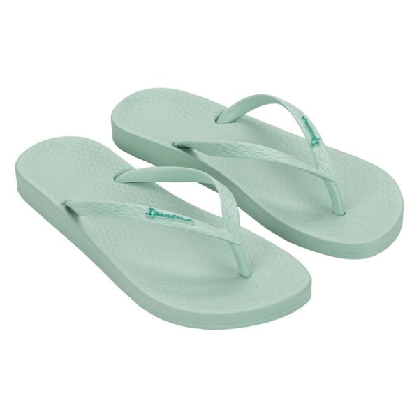 Japonki damskie Ipanema Anat Colors. Zielone klapki Ipanema, bez wzorów, bez obcasa. Za 49,99 zł.