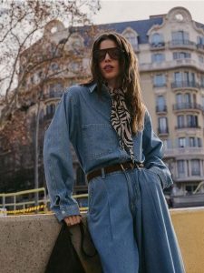 Koszula jeansowa - niebieski. Niebieskie koszule Reserved, l, bez wzorów, z bawełny, bez kołnierzyka, bez ramiączek. Za 139,99 zł.