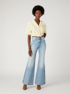 Wrangler Bluzka w kolorze żółtym rozmiar: S. Żółte bluzki Wrangler, s, bez wzorów, bez kołnierzyka, bez ramiączek. Za 83,42 zł.