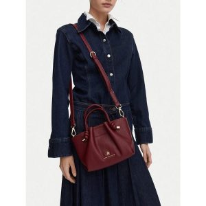 Torebka Beverly Hills Polo Club. Czerwone torebki klasyczne Beverly Hills Polo Club, bez wzorów, bez dodatków. Za 249,99 zł.