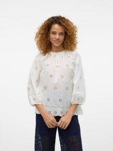 Vero Moda Bluzka w kolorze białym rozmiar: XS. Białe bluzki Vero Moda, xs, bez wzorów, z bawełny, bez kołnierzyka, bez ramiączek. Za 57,06 zł.