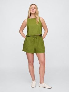 GAP Szorty w kolorze khaki rozmiar: XL. Brązowe szorty GAP, bez wzorów. Za 92,45 zł.