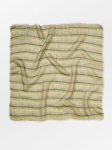 Becksöndergaard Wełniana chusta w kolorze zielonym - 65 x 65 cm rozmiar: onesize. Zielone apaszki i chusty Becksöndergaard, bez wzorów, z kaszmiru. Za 69,99 zł.