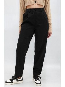 Monki Spodnie w kolorze czarnym rozmiar: 36. Czarne spodnie z wysokim stanem Monki, bez wzorów, z bawełny, z podwyższonym stanem. Za 48,05 zł.