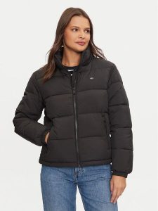 Tommy Jeans Kurtka zimowa Essential DW0DW18827 Czarny Regular Fit. Czarne kurtki Tommy Jeans, na zimę, l, bez wzorów, z jeansu, bez kaptura. Za 569,99 zł.