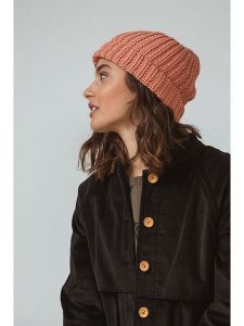 SKFK Czapka beanie w kolorze szaroróżowym rozmiar: onesize. Różowe czapki SKFK, bez wzorów, z materiału. Za 43,99 zł.