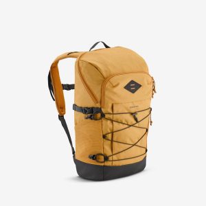 Plecak turystyczny Quechua NH Arpenaz 500 20 litrów. Czarne plecaki QUECHUA. Za 129,99 zł.