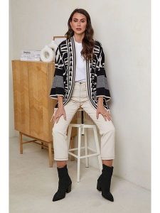 Soft Cashmere Kardigan w kolorze czarnym rozmiar: 34/36. Czarne kardigany Soft Cashmere, bez wzorów, z kaszmiru, bez ramiączek. Za 173,99 zł.