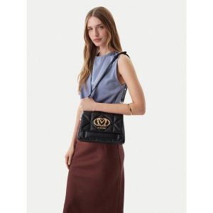 Torebka LOVE MOSCHINO. Czarne torebki klasyczne LOVE MOSCHINO, bez wzorów, bez dodatków. Za 666,99 zł.