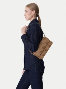 Guess Torebka Sadie HWOS81 18190 Beżowy. Brązowe torebki klasyczne Guess, z aplikacjami, ze skóry, bez dodatków. Za 659,99 zł.