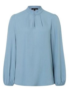 More & More Bluzka w kolorze błękitnym rozmiar: 36. Niebieskie bluzki More & More, s, bez wzorów, z wiskozy, klasyczne, bez kołnierzyka, bez ramiączek. Za 126,45 zł.